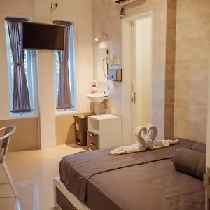 Simple Kuta Bedroom Maison d'hôtes