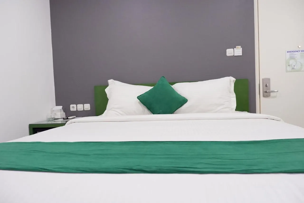 Ara Inn Bed And Breakfast By Ecommerceloka Kuta  Kuta (Bali)